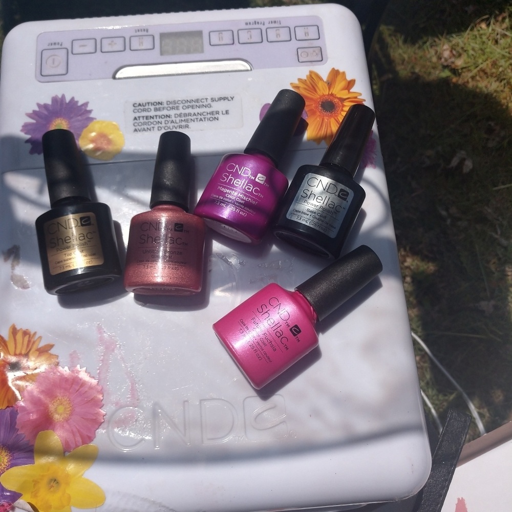 CND Shellac/Gel Manicure Machine